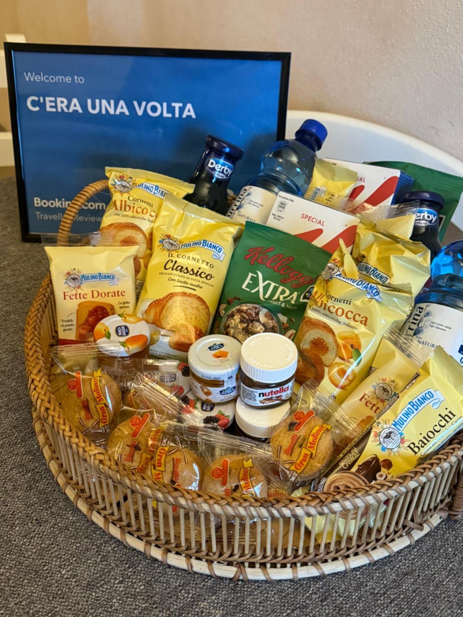 C'Era Una Volta 莱万托 外观 照片